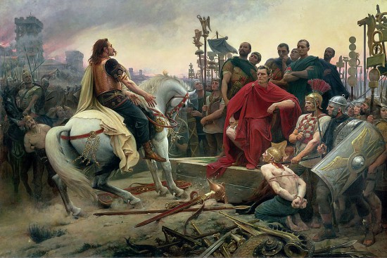 Галскиот водач, Версингеторикс, го положува мечот пред Цезар по битката кај Алесија , 52 година н. е. Фото: Музеј Crozatier, Puy-en-Velay, Auvergne, Франција. Насликано: 1899 година.